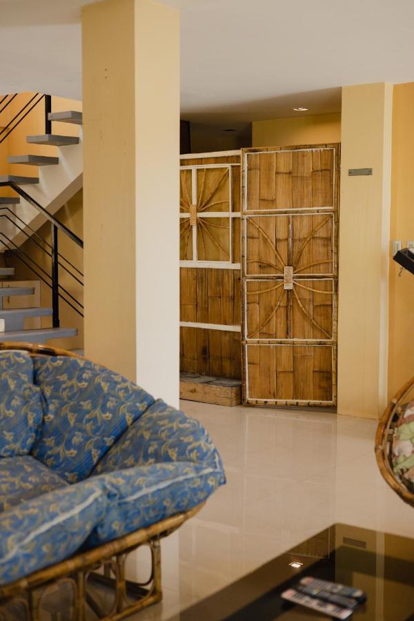 Amami Beachfront Villa With Private Beach Puerto Galera Exteriör bild