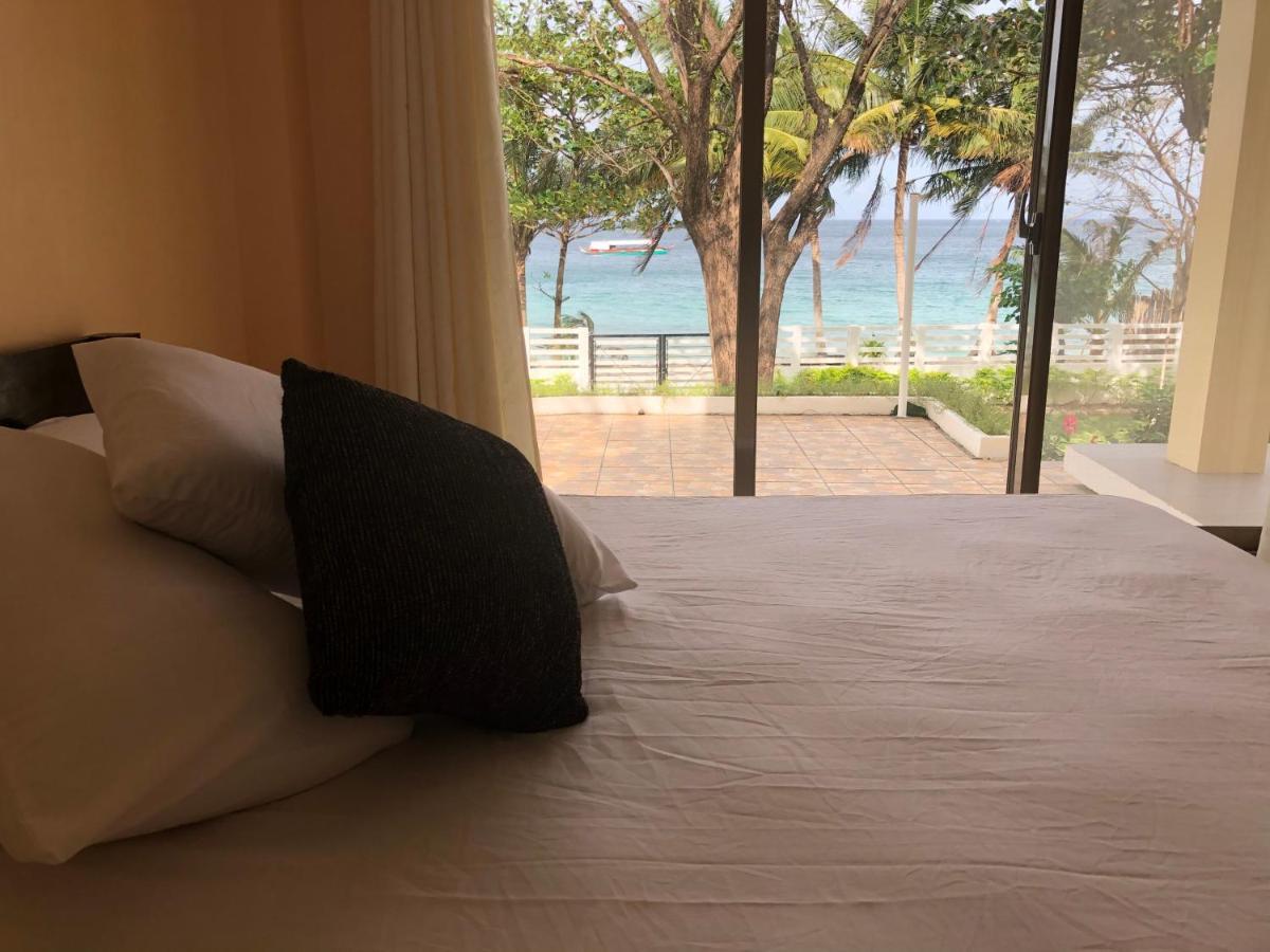Amami Beachfront Villa With Private Beach Puerto Galera Exteriör bild